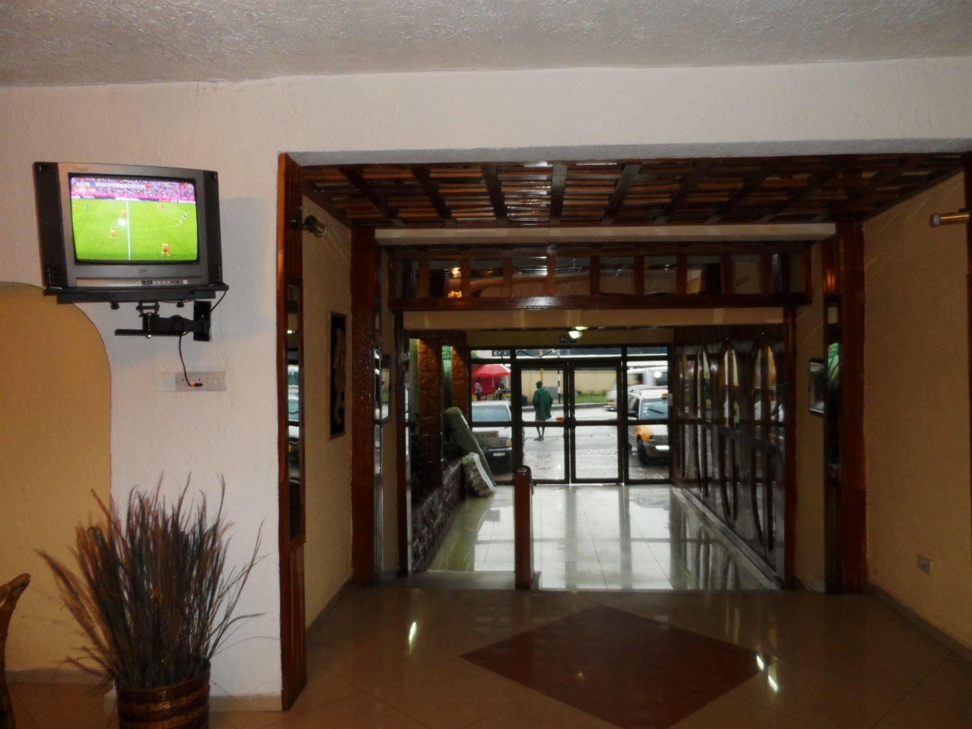 Hotel De Texas كوماسي المظهر الخارجي الصورة
